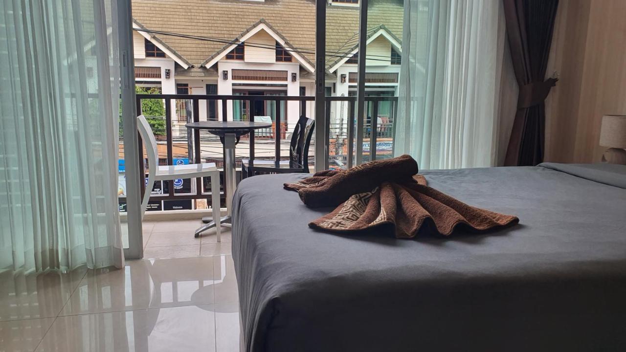 Shiba Guesthouse Pattaya Zewnętrze zdjęcie